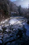 winter-river-3e5a.jpg (143514 Byte) picture river