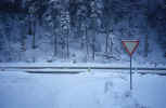 winter-snow-road-9k8.jpg (194398 Byte) winter
